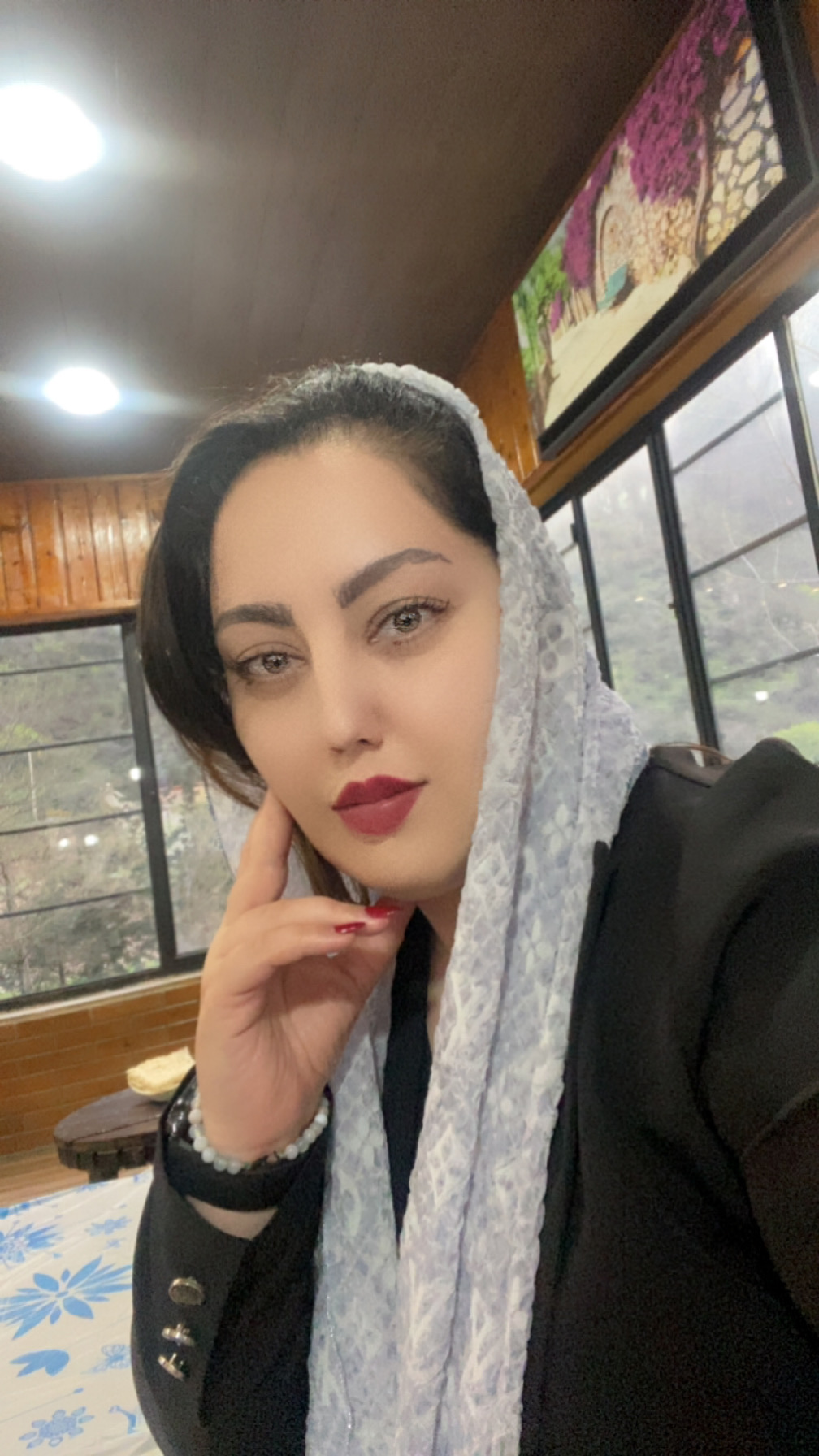 تصویر آرزو احمدي